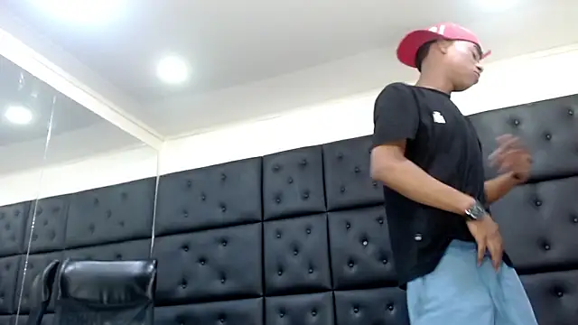 Вебкам-шоу TonnyMarck