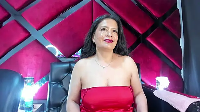 Kendra-Foxxy: онлайн-секс-чат