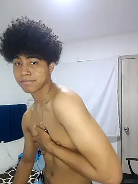 joused_dominic: απευθείας συνομιλία ΧΧΧ