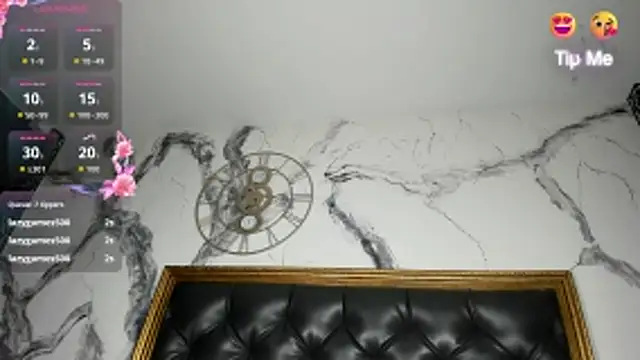 DalayMoore Live XXX Chat