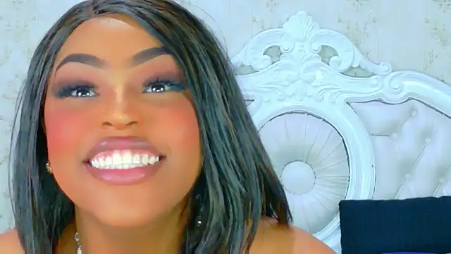 TianahGlow Chat XXX live