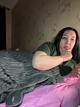 Вебкам-шоу Naughtbaby_2025