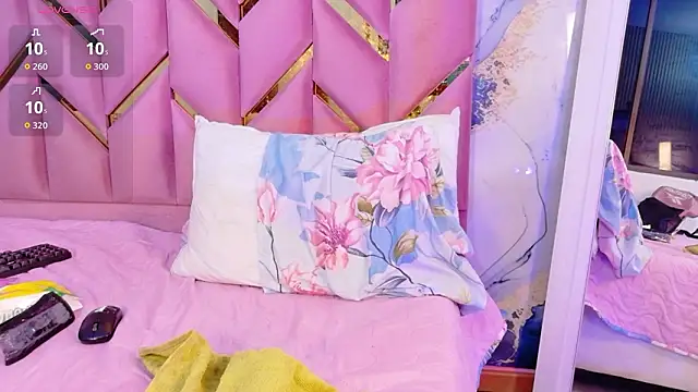 EbonyCoWorker's Live XXX Chat