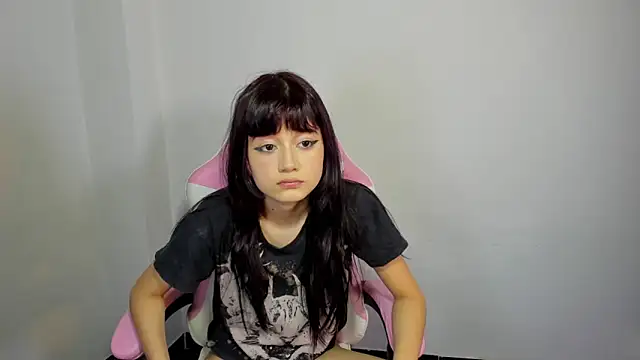 AnaisXoXo Adlı Modelin Canlı XXX Sohbeti