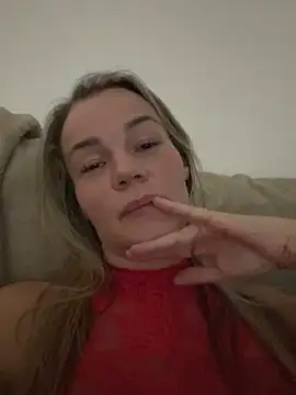 Cutebrowneyes_ Chat XXX in diretta