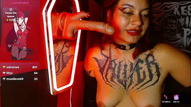 VelvetPain_Anny: онлайн-секс-чат