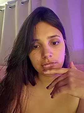 Chatroom XXX en direct de SweetTatiana_