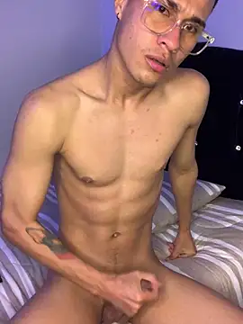 Latin_Paisa_Boyのウェブカメラショー