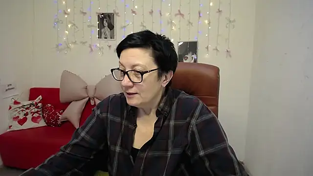 Czat XXX na żywo – EmilyL0ve