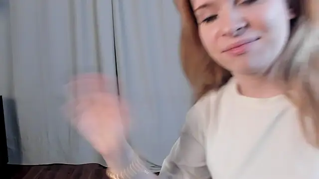 Chat +18 de TracieGoins ao vivo