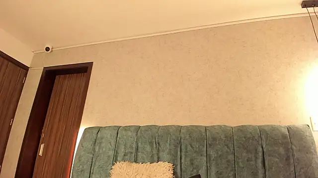 XXX chat uživo modela Aleera_Walton