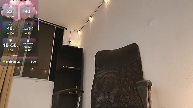 lust_for_life_: διαδικτυακό σόου στην κάμερα