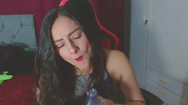 Noamartin_: απευθείας συνομιλία ΧΧΧ