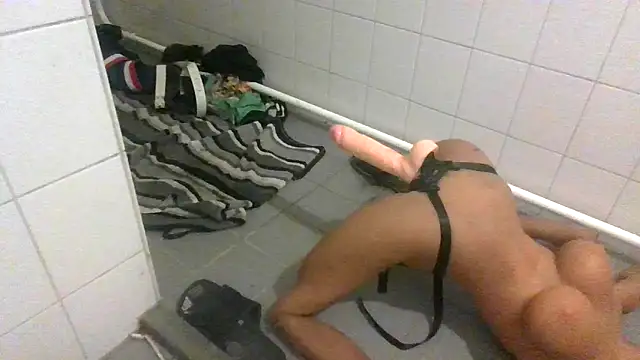 Chatroom XXX en direct de BartIsHorny