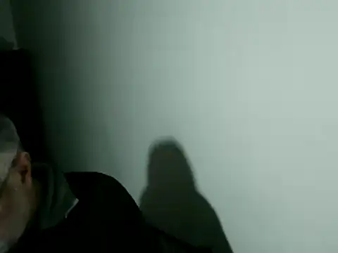 100TaurosのライブXXXチャット