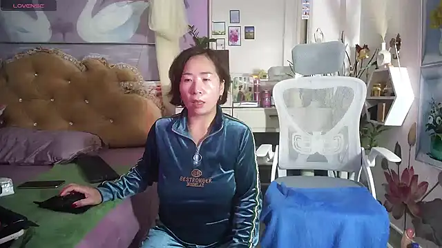 lyly_asian webkamerás műsora