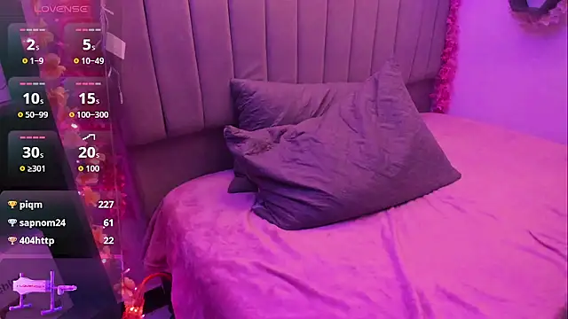 Scarlett21__: онлайн-секс-чат