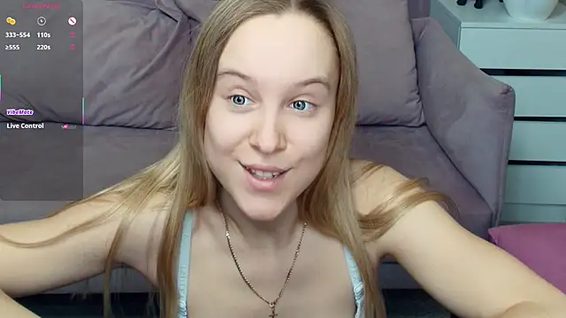 SoonMoor's Live XXX Chat