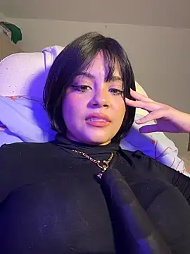 EmillieX live XXX chat