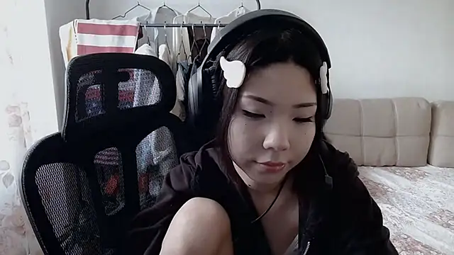 Онлайн чат XXX AprilOnilll