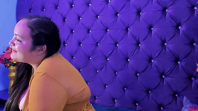 Živý XXX chat MiaRouss69