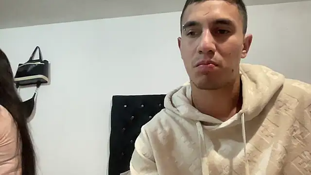 QUEENANDJOKER10 Live XXX-Chat