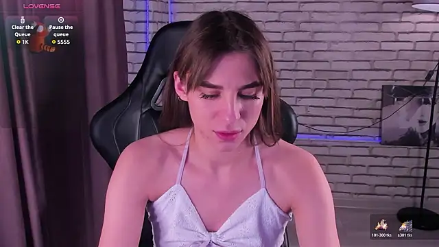 emy__angel élő XXX-chatje