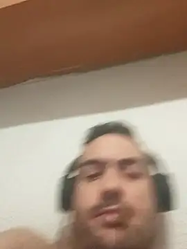 skrigul12 Live XXX-chat