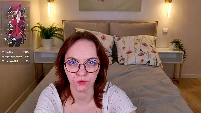 crystallglow élő XXX-chatje