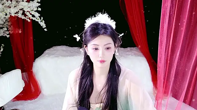 Chat +18 de Shining-Elle ao vivo