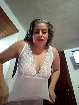 maynor_1998 Adlı Modelin Canlı XXX Sohbeti