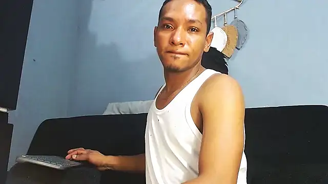 Živý XXX chat Grandeygruesa1