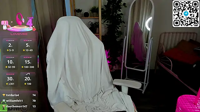 Aly_Alyc's Live XXX Chat