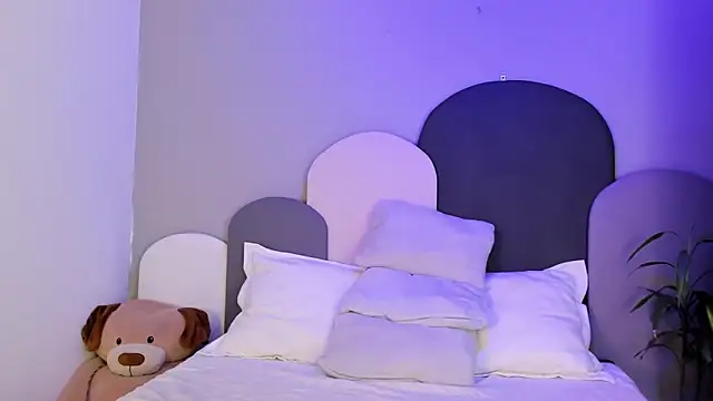 Онлайн чат XXX TaraCarson