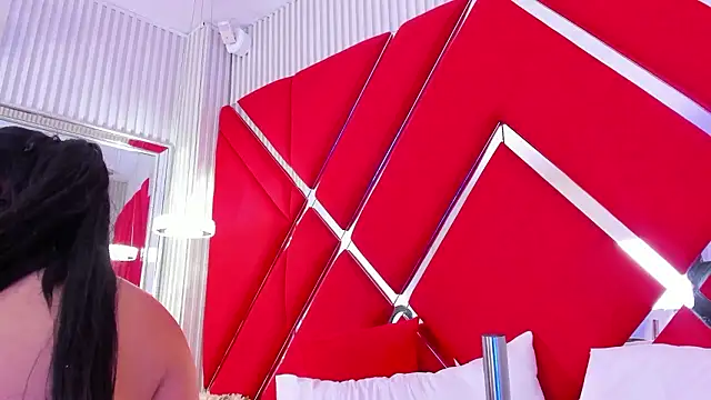 SusanCouper Adlı Modelin Canlı XXX Sohbeti