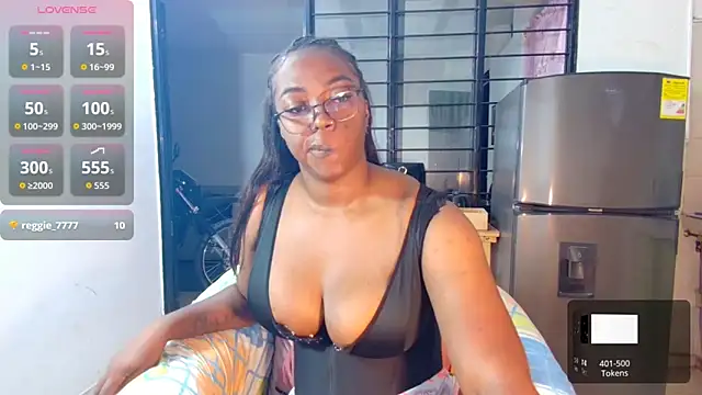 CiaraEbony লাইভ XXX চ্যাট