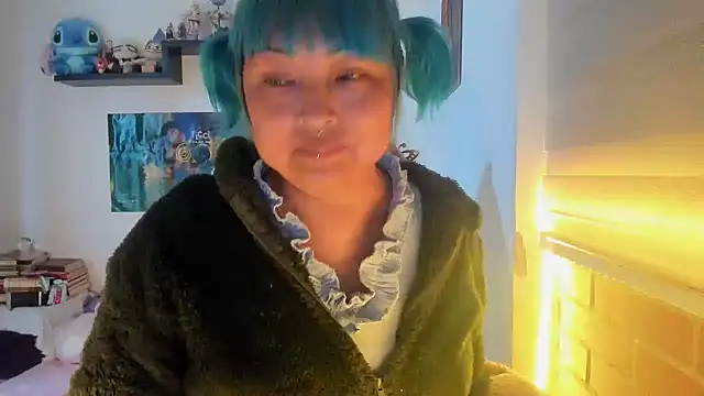 Shaddycute_: онлайн-секс-чат