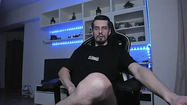 Živý XXX chat ToddClaytonn