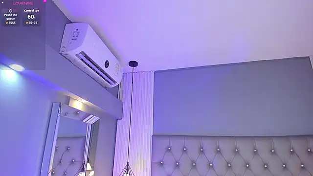 VioletthaRous Chat XXX live