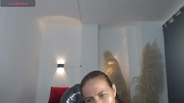 Milf_karlye 라이브 XXX 채팅