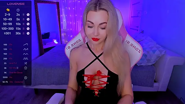 AdeleRobertsのライブXXXチャット