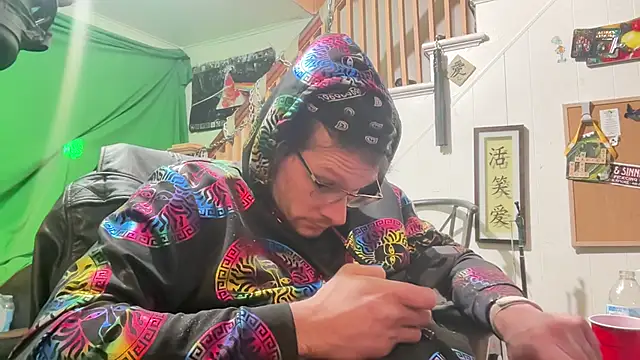 MasterDaddyCool live XXX chat