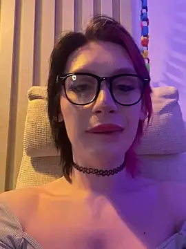 yoi_mika Chat XXX live