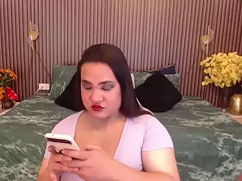 Czat XXX na żywo – Hotcum_ella