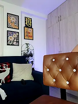 Chat XXX en directo de mishelkrave_