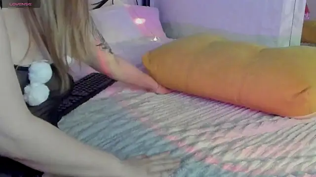 Chatroom XXX en direct de Ruby_Al1en