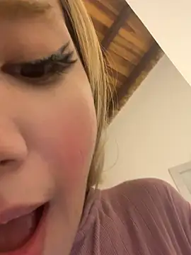 Chat XXX en directo de SweetBunnyGF