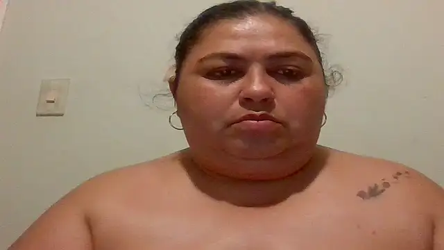 curvy_diva_ Chat XXX in diretta