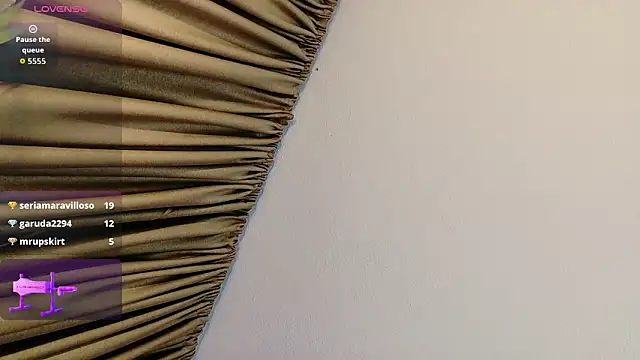 ZahraMilf Adlı Modelin Canlı XXX Sohbeti