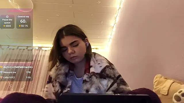 Mona_Slearys Adlı Modelin Canlı XXX Sohbeti